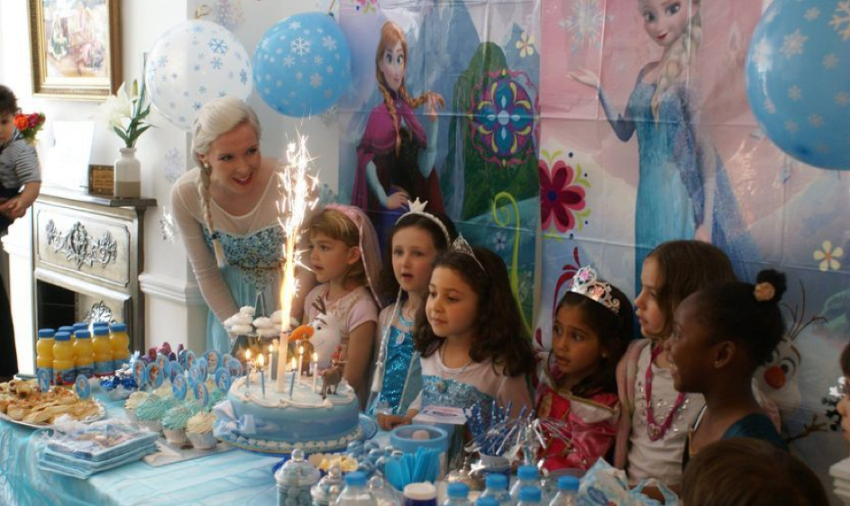Parties: Frozen themed party - Raison d'Hêtre
