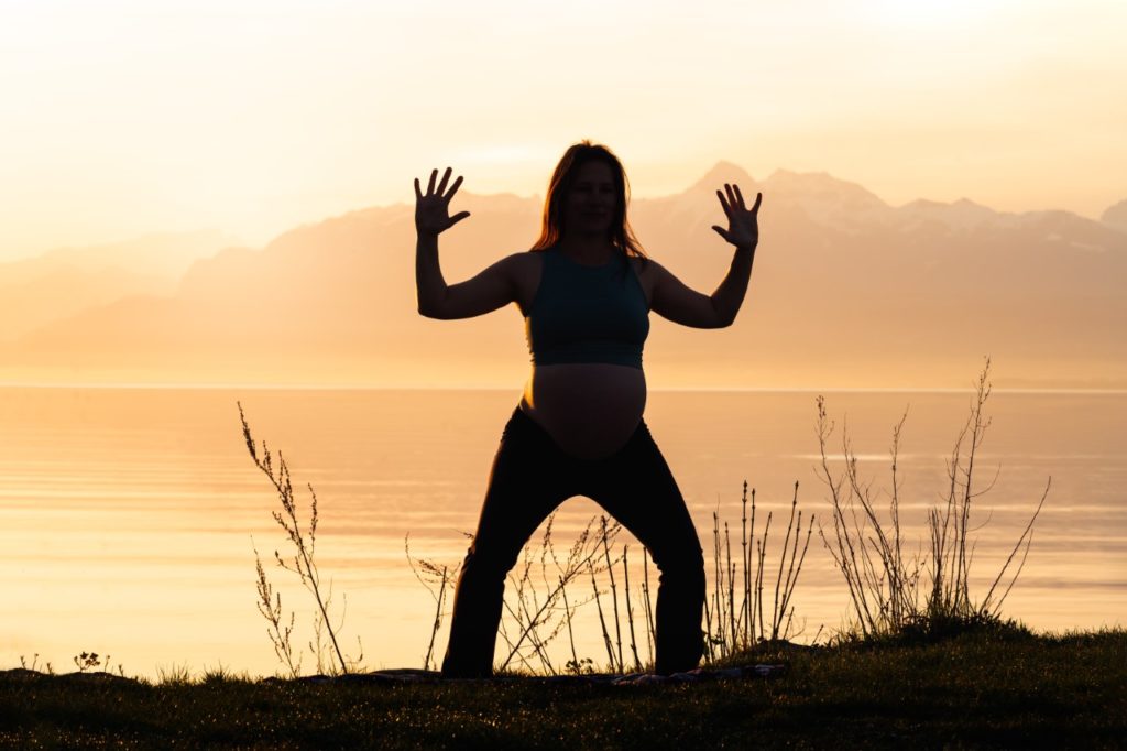 Cours de Yoga Prénatal: Begnins, Nyon - Raison d'Hêtre